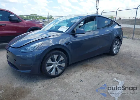 2023 Tesla Model Y Awd/Long Range Dual Motor All-Wheel Drive from USA, damaged, VIN 7SAYGDEEXPF619228